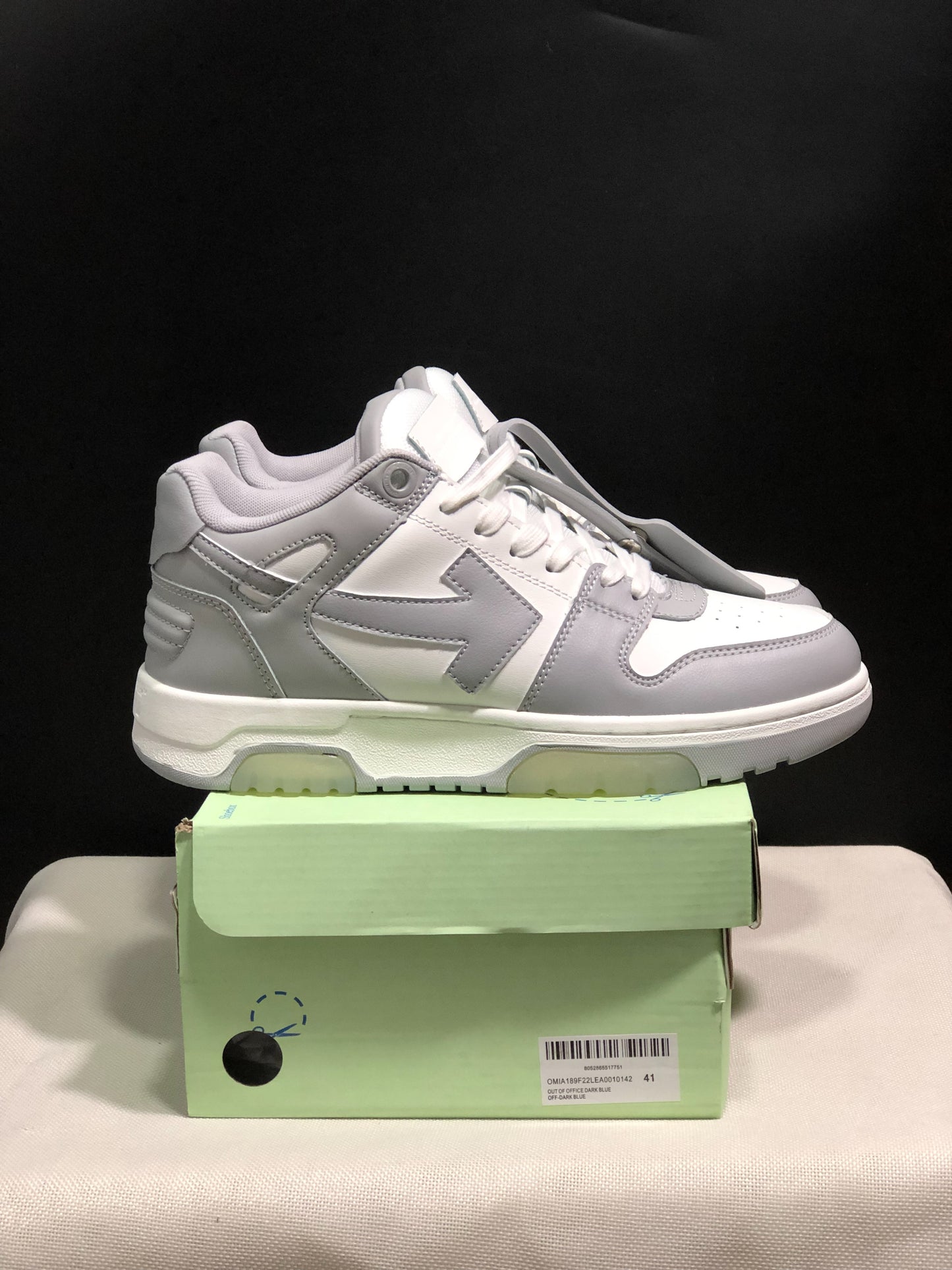 OFF-WHITE Out Of Office "OOO" Low Tops Grey White