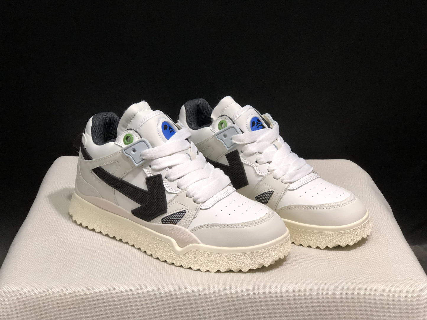 Off-White White & Black