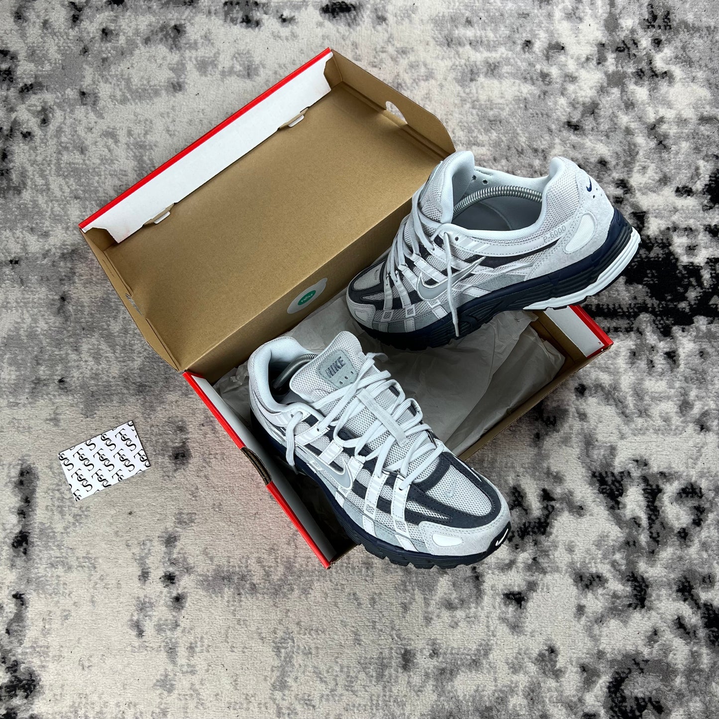 NIKE P-6000 - PHOTON DUST
