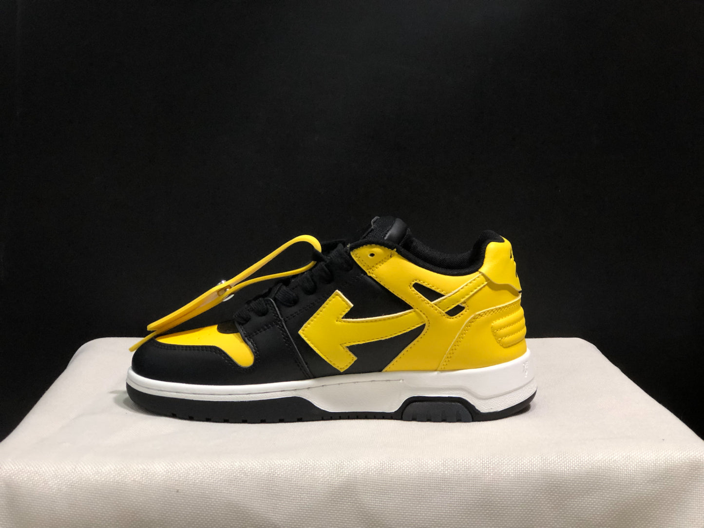 Out Of Office Sneakers Black & Yellow