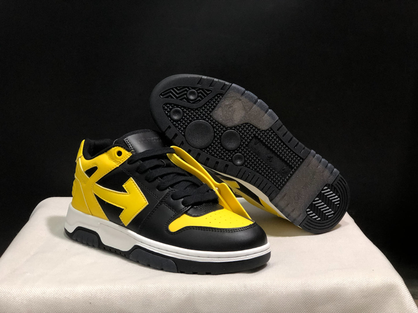 Out Of Office Sneakers Black & Yellow