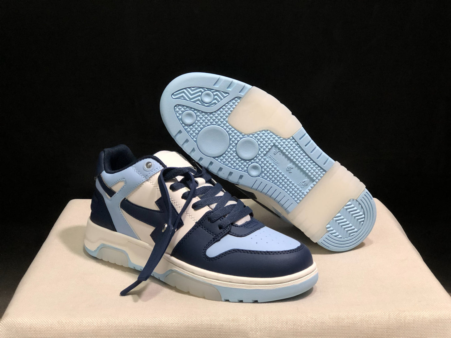 OFF-WHITE Out Of Office  low-top sneakers dark blue/white