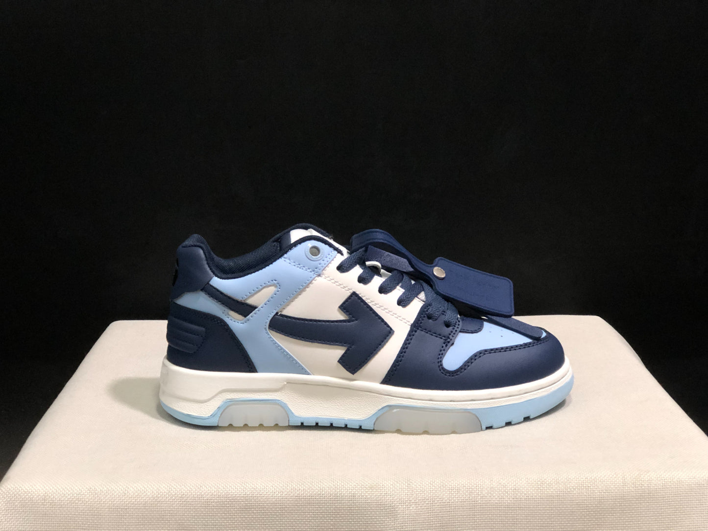 OFF-WHITE Out Of Office  low-top sneakers dark blue/white