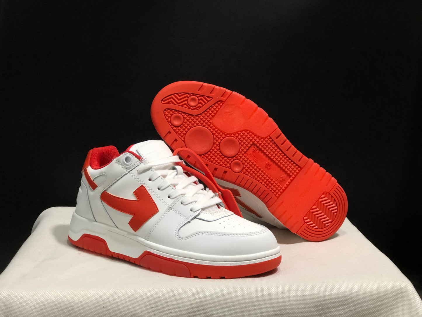 Off-White Out of Office Low White Red