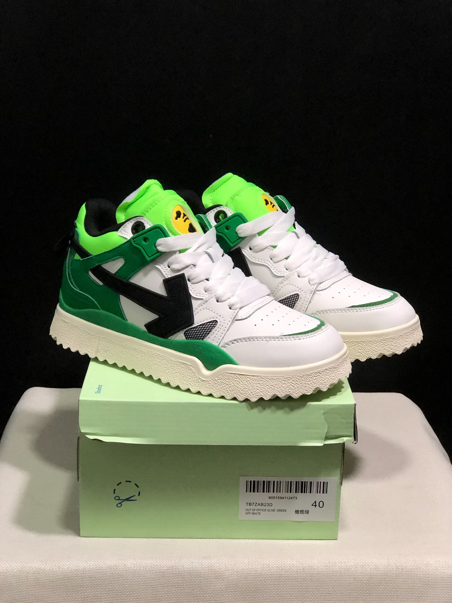 Off-white green white black arrow