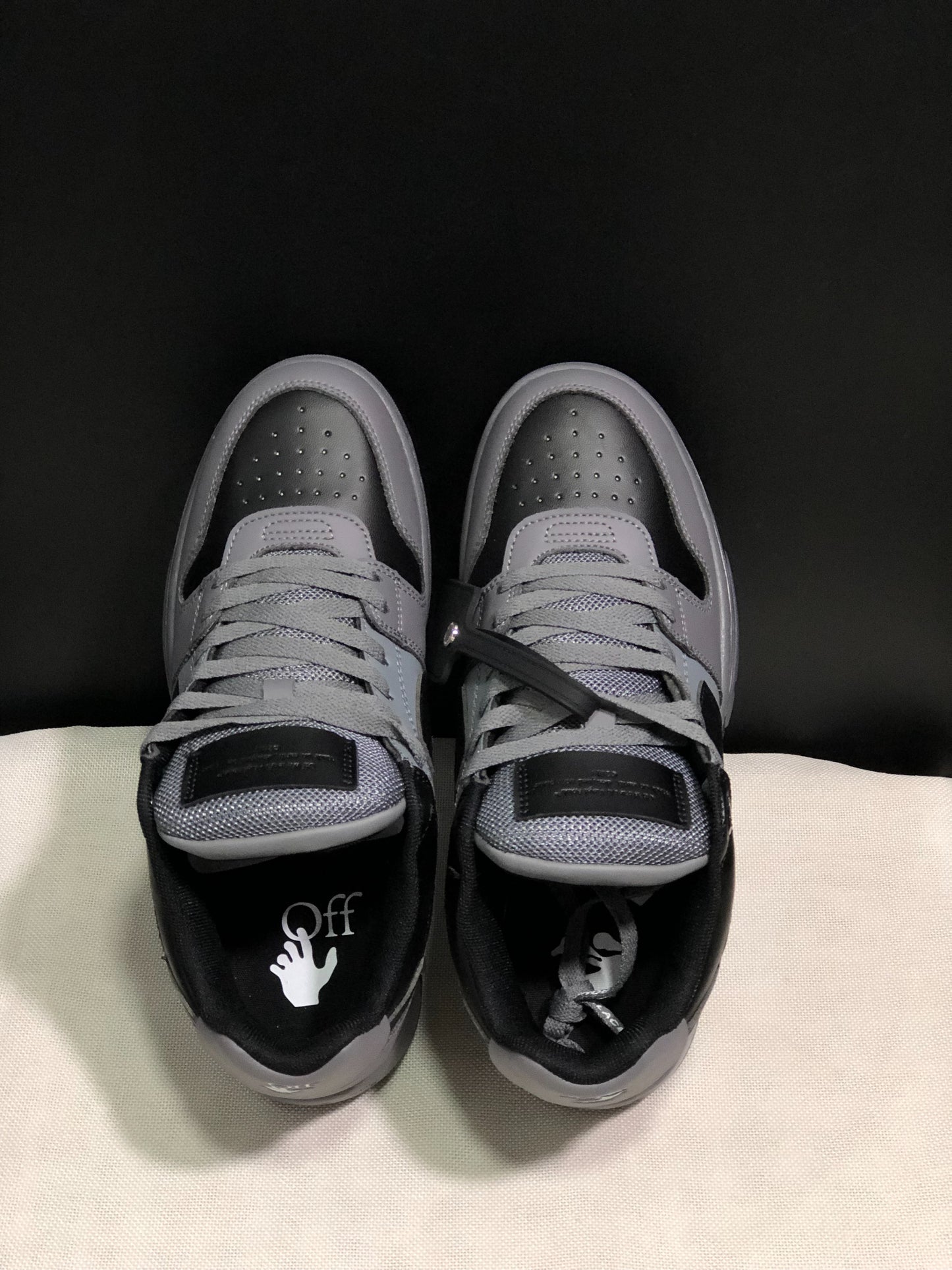 Off-White Out of Office Black Gradient