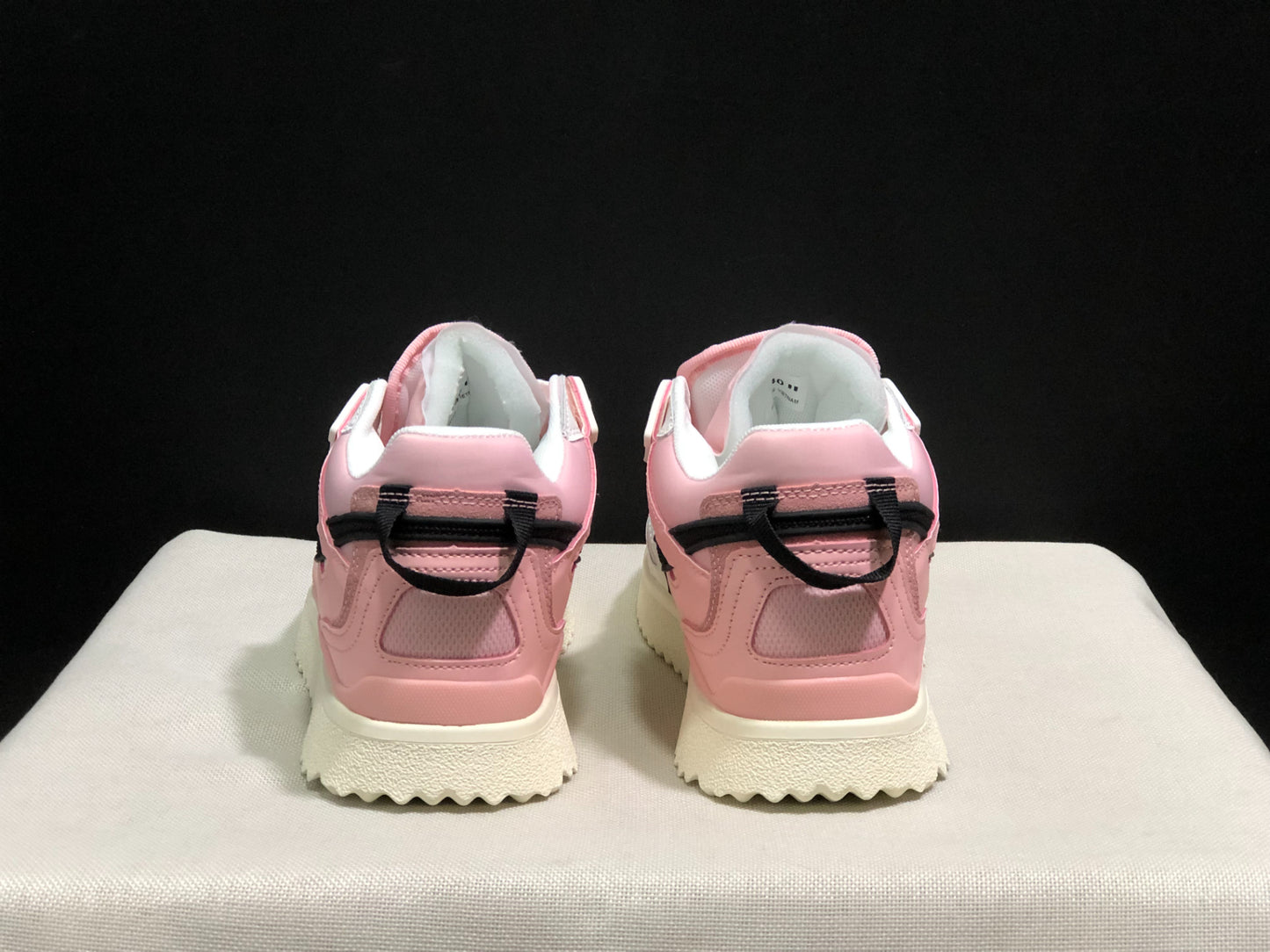 Off-White Out of office Pink and black