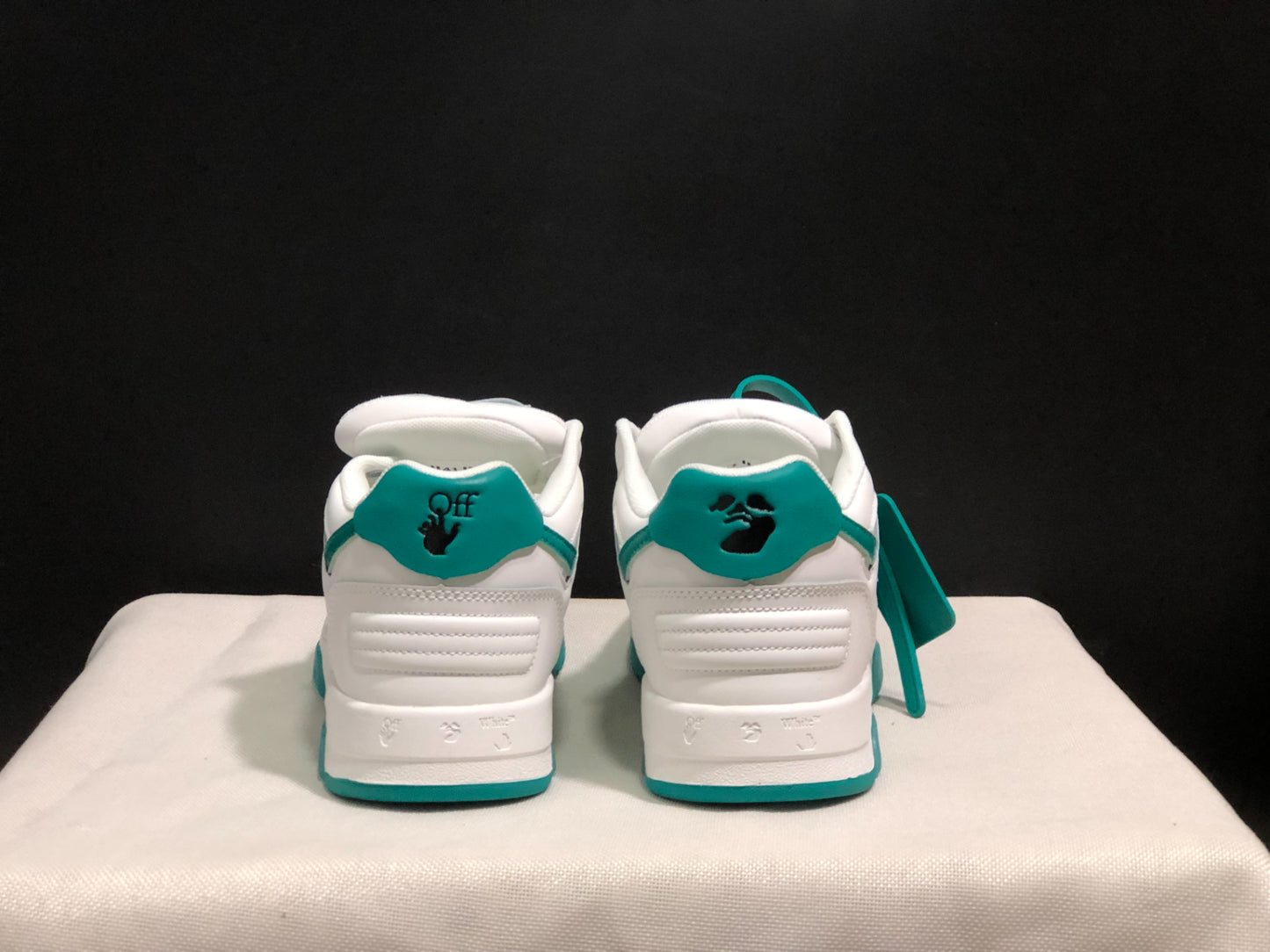 Off-White Out of Office White Green