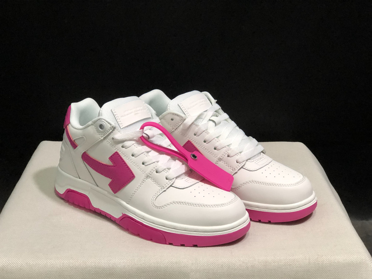 Off-White  out of office sneakers - white