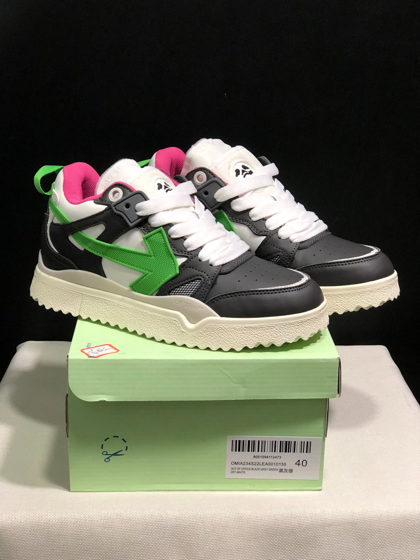 OFF-WHITE Out Of Office Black green