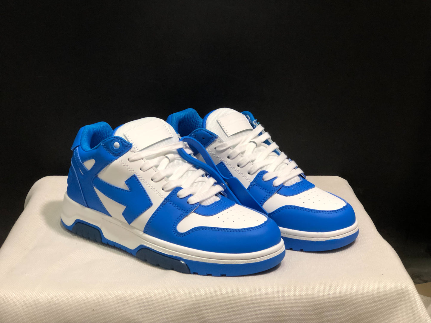 OFF-WHITE out the office Navy Blue