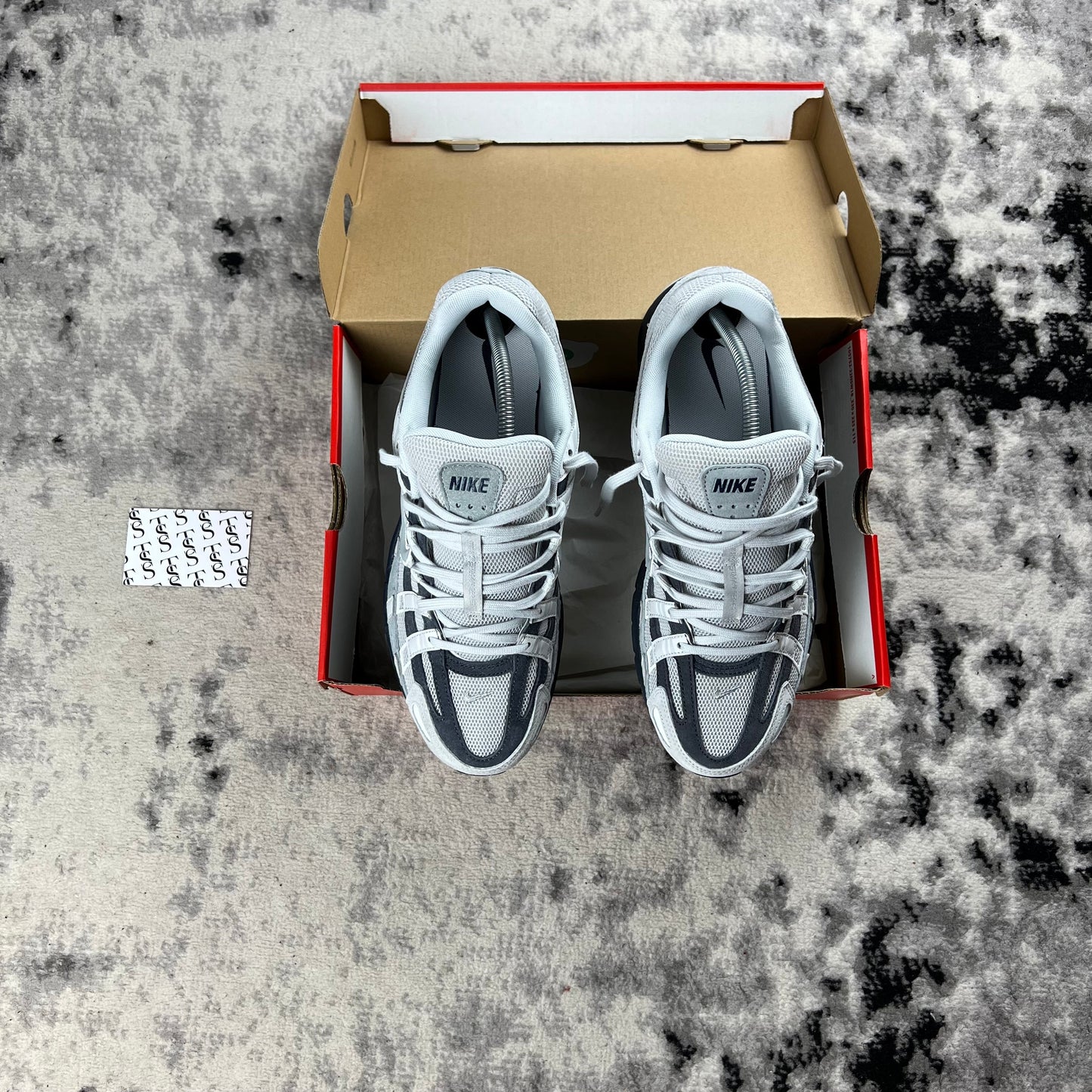 NIKE P-6000 - PHOTON DUST