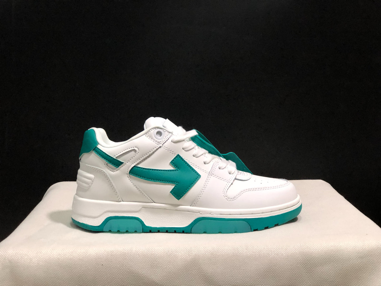 Off-White Out of Office White Green