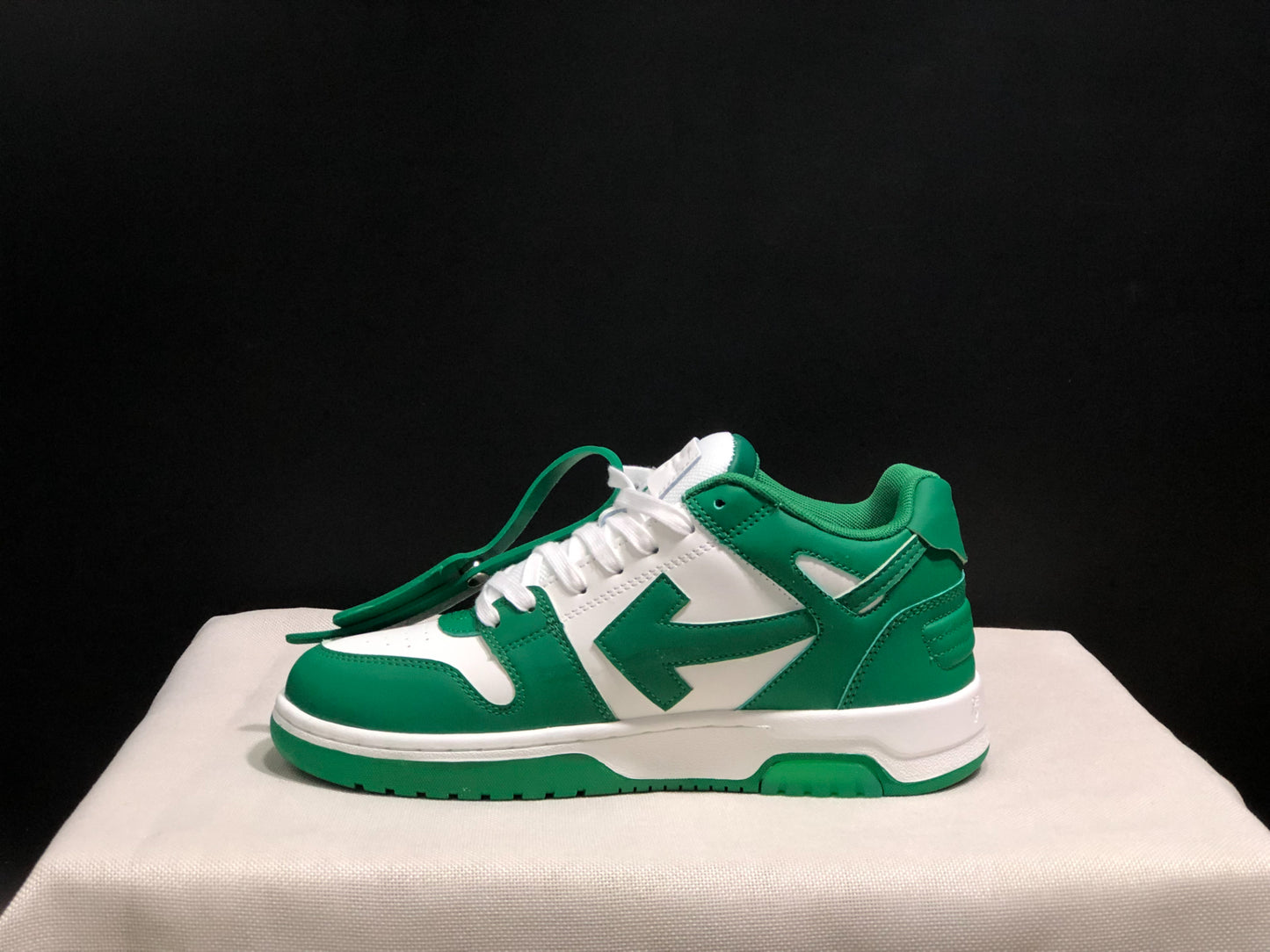 Off-White Shoes Green Dark White